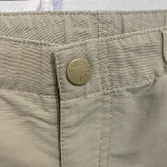 Men's North face casual outdoor shorts - Picture 6 of 10